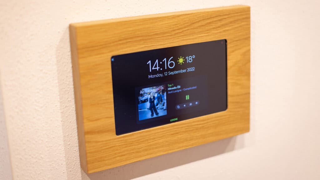 FESH LIVING Smarte Steuerung Musik