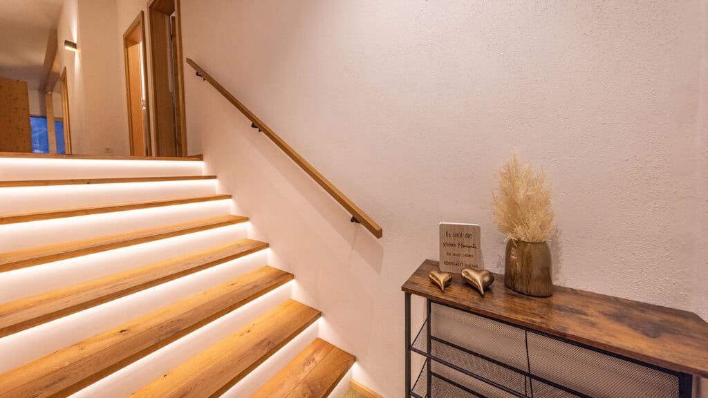 Penthouse vestibule staircase